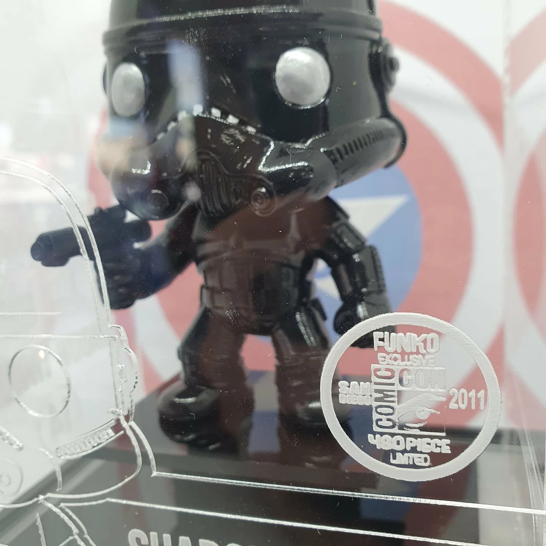 Mat Rolfe Star Wars - Shadow Trooper (CUSTOM) With LED Lightup SDCC 2011 Engraved Perspex Light Pop Box Rare Collectables 4 Mat Rolfe Star Wars - Shadow Trooper (CUSTOM) With LED Lightup SDCC 2011 Engraved Perspex Light Pop Box Rare Collectables