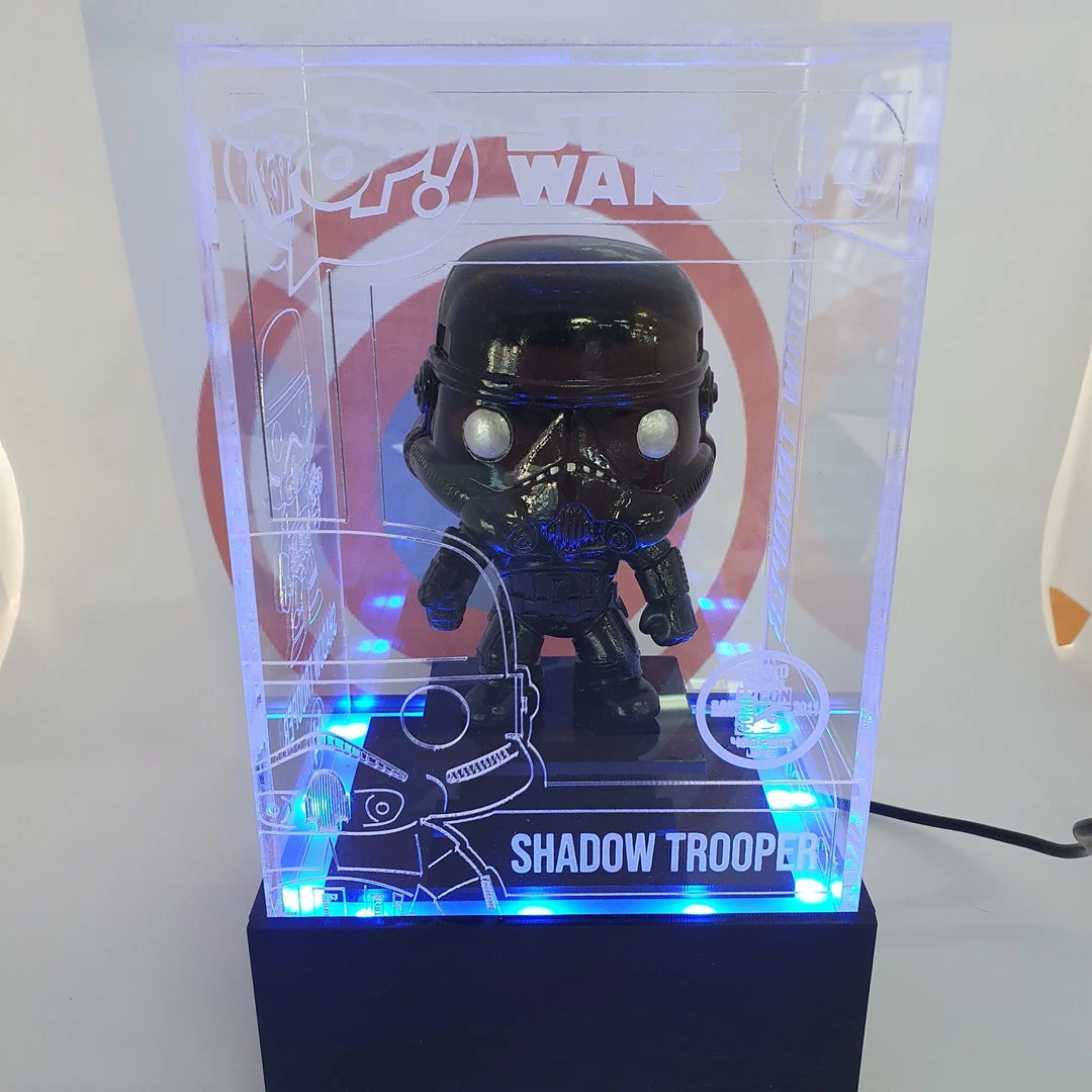 Mat Rolfe Star Wars - Shadow Trooper (CUSTOM) With LED Lightup SDCC 2011 Engraved Perspex Light Pop Box Rare Collectables 2 Mat Rolfe Star Wars - Shadow Trooper (CUSTOM) With LED Lightup SDCC 2011 Engraved Perspex Light Pop Box Rare Collectables