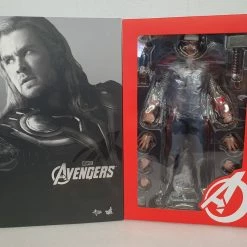 Elijah Franco THE AVENGERS THOR 1/6TH SCALE LIMITED EDITION COLLECTABLE HOT TOY FIGURINE