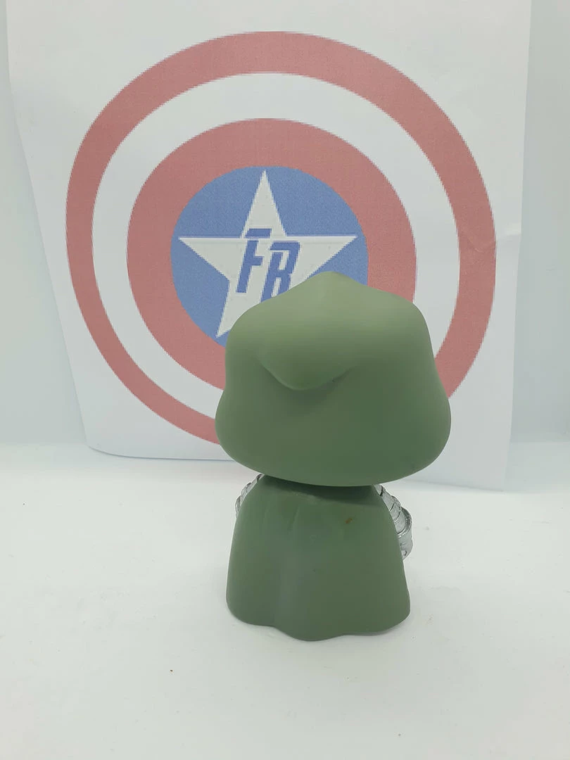 Allarna S Marvel - Dr. Doom Out Of Box Pop! Vinyl 3 Allarna S Marvel - Dr. Doom Out Of Box Pop! Vinyl