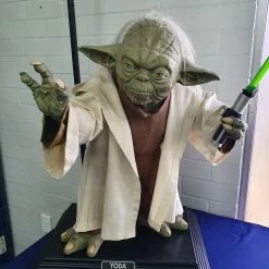 Andrew Mannino Star Wars - Jedi Master Yoda, Attack Of The Clones Replica Statue Rare Collectables