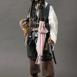 Rosie PIRATES OF THE CARIBBEAN: ON STRANGER TIDES CAPTAIN JACK SPARROW 1/6TH SCALE COLLECTIBLE FIGURE Rare Collectables