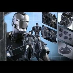 Elijah Franco IRON MAN 3 SNEAKY (MARK XV) 1/6TH SCALE COLLECTABLE HOT TOY FIGURINE Rare Collectables